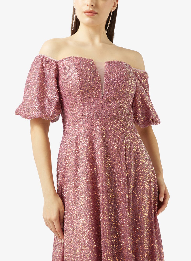 ايلا ليمتد اديشن فستان لامع بكتف مكشوف - Image 3